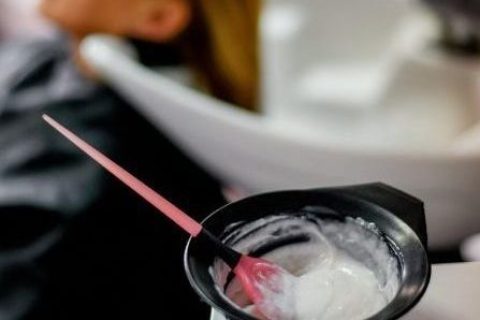 Hair dye application