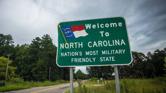 welcome to north carolina road sign