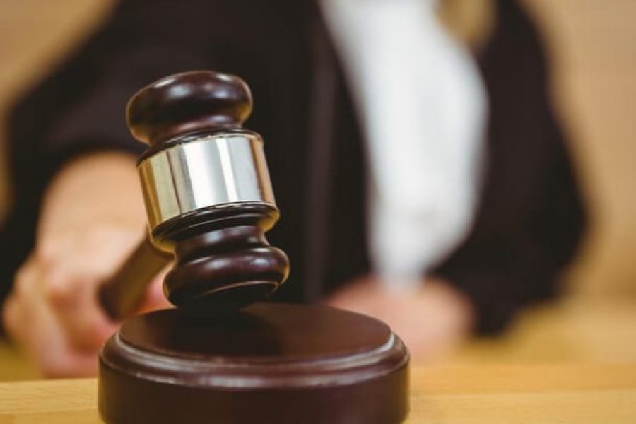 judge holding gavel