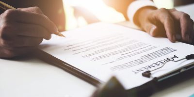 Signing a settlement agreement