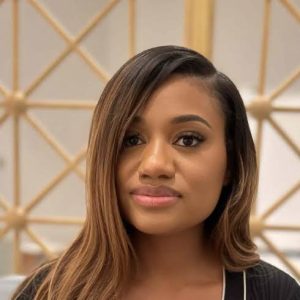 Dr. Kira Graves is a licensed psychologist, executive coach and behavioral health expert known for her inclusive, science-backed approach to mental wellness and leadership development.