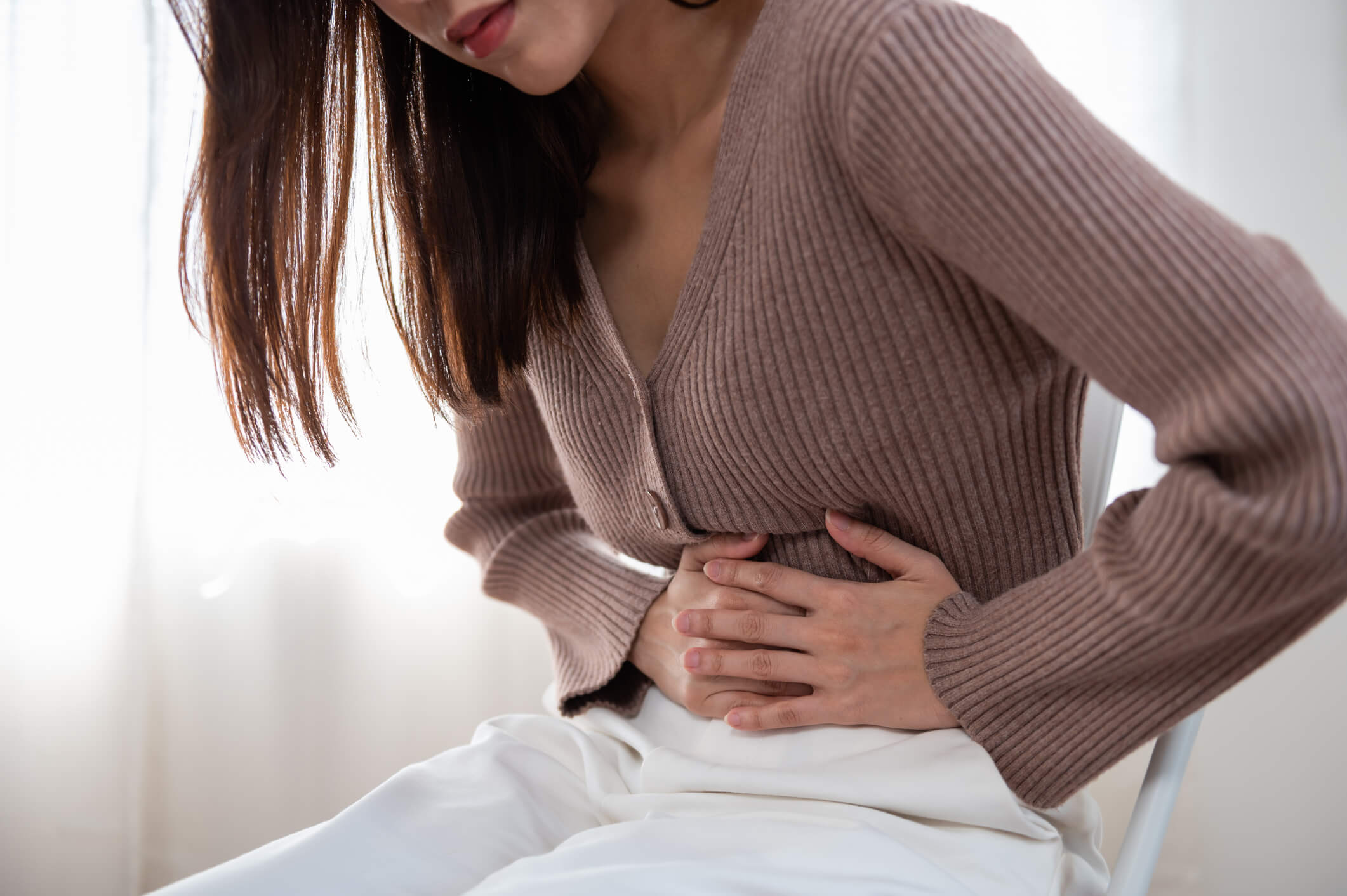 Woman with ovarian pains