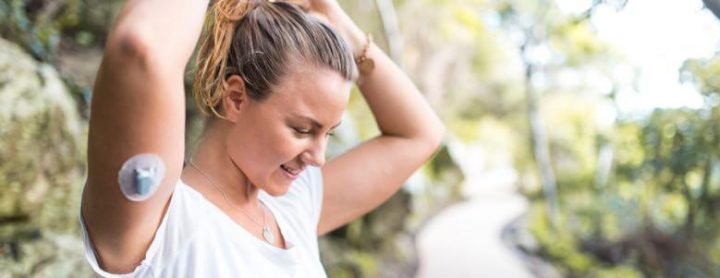 Diabetic woman preparing for a run